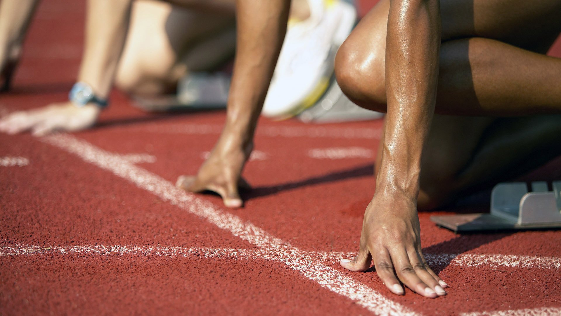 亚运会筹备工作进入冲刺阶段 主体育场夜间灯光测试震撼亮相，杭州亚运会夜景